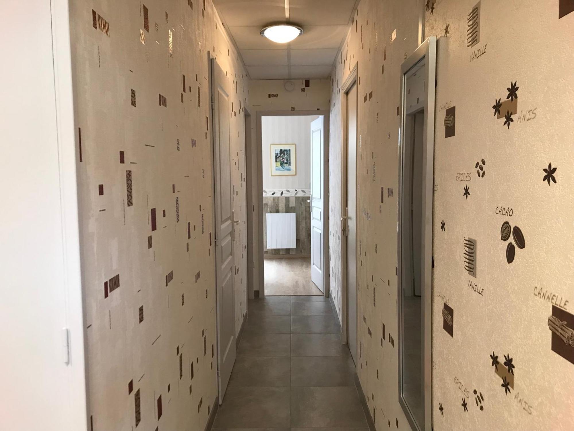 Apartament Le Mombrun - Parking Prive - Hypercentre - Patio Interieur Vichy Zewnętrze zdjęcie